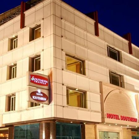 Hotel Southern Дели Номер фото