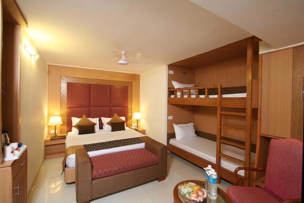 Hotel Southern Дели Номер фото