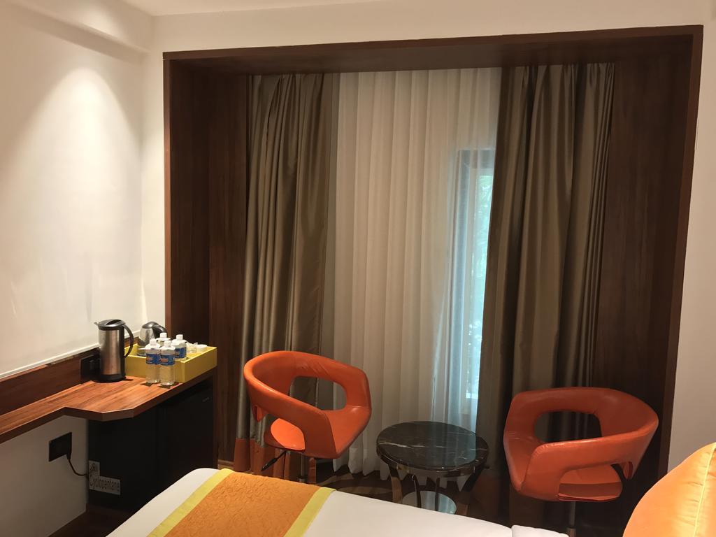 Hotel Southern Дели Экстерьер фото